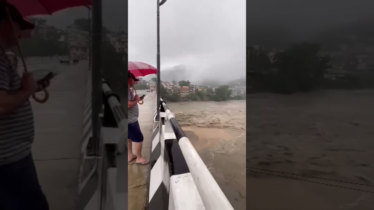 Again Mandi heavy rain 🌧 ripple rhythm #viral #trending #youtubeshorts #devbhoomi #chotikashi #mandi