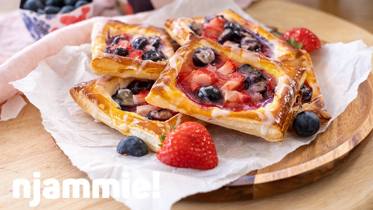 Koffiekoekjes met aardbeien en blauwe bessen Recept - njammie!
