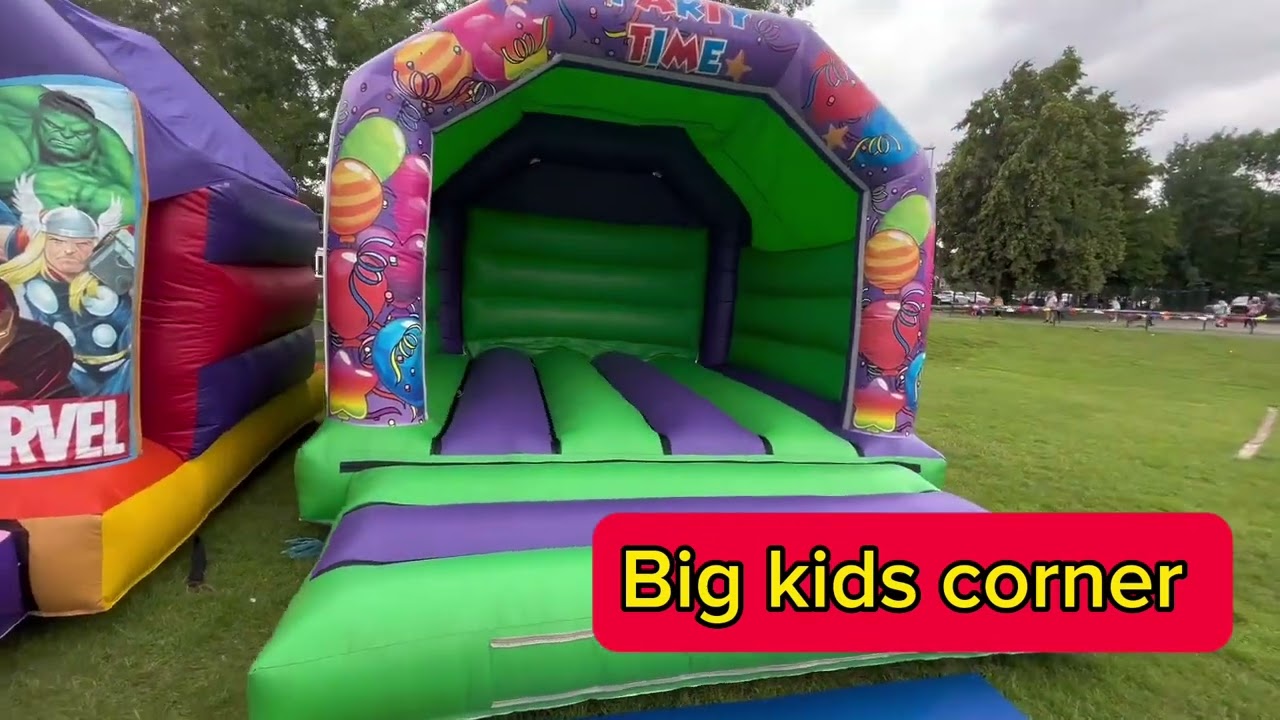School fair, with over 15 bouncy castles what an amazing day !! #inflatable #fun #bounce #viral #fyp