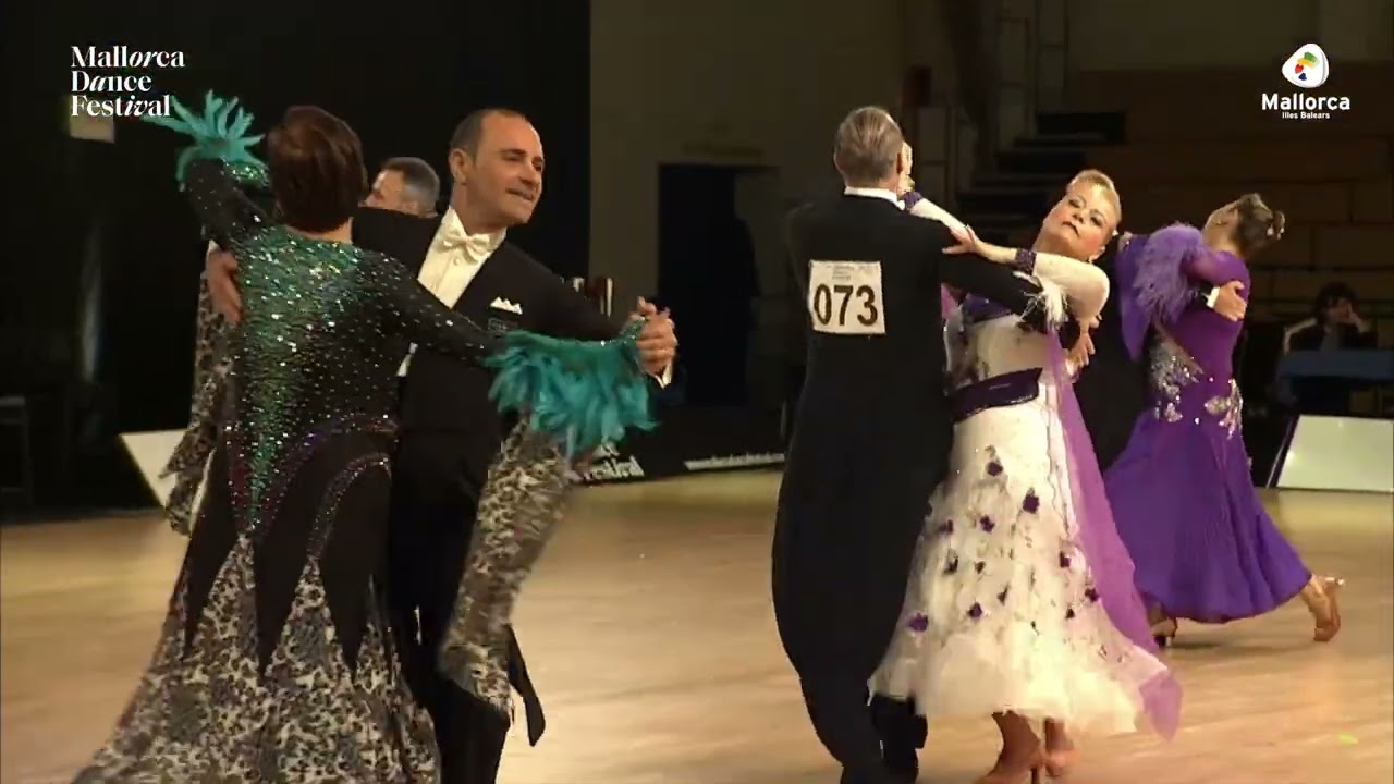 2022 WDSF Open Standard Senior 3  I 1st Round I Slow Waltz I Calvià, ESP, on 19 November
