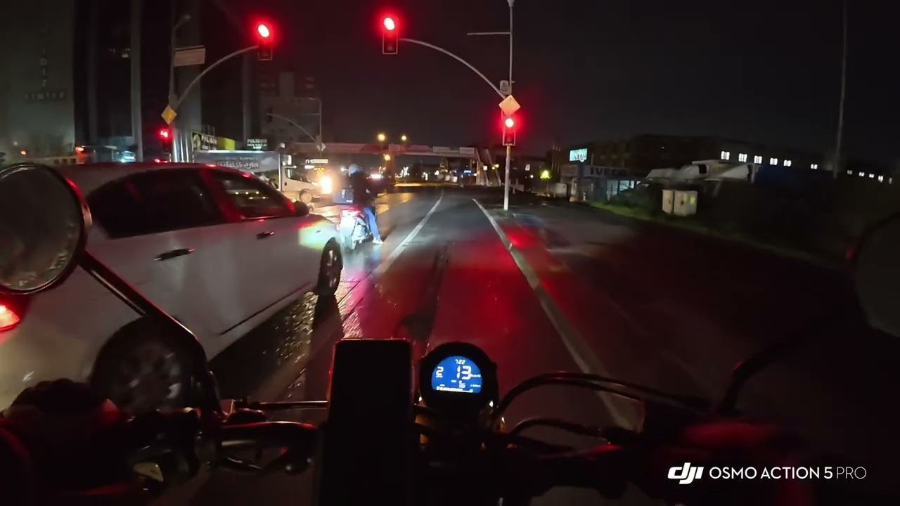 İstanbul Trafiğinde Hayatta Kalmak/Honda CL250
