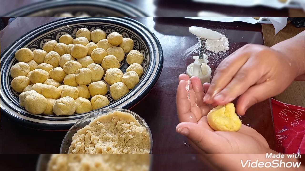 مقروط معمر باللوز كيجي هشيش و بنين 🧇🧇😋😋😋😋