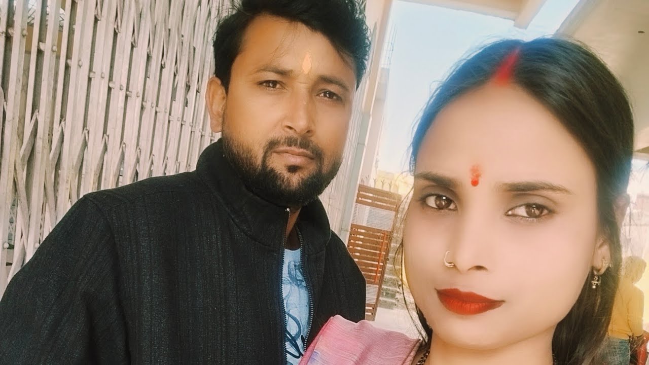 Anjali singh rajput is live