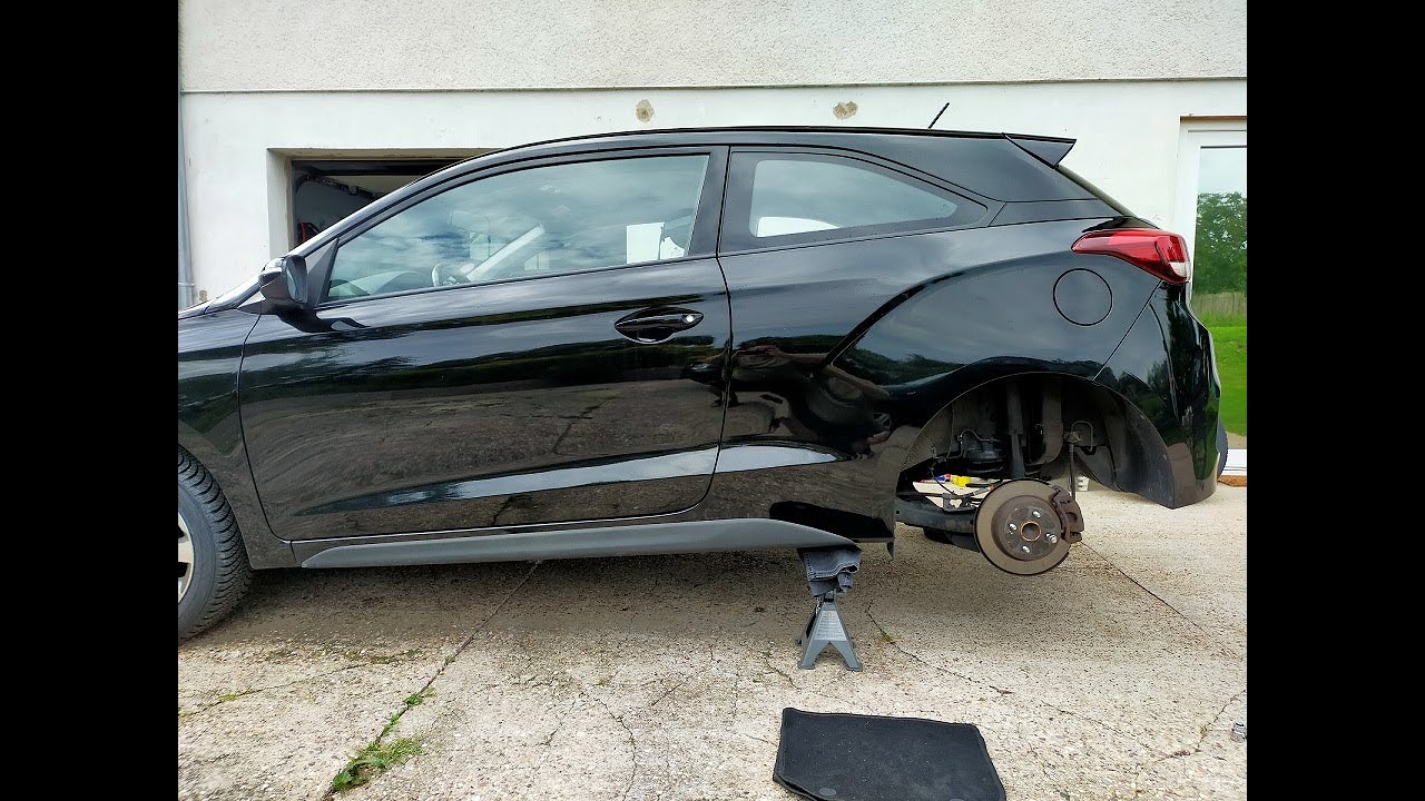 Remplacement plaquettes arrière Hyundai i20 1.2 année 2016 essence