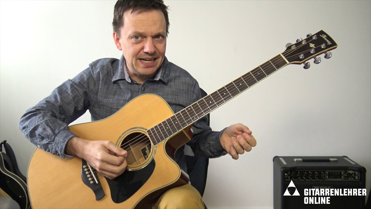 Musst Du zuerst Akustikgitarre lernen, bevor Du E-Gitarre spielen darfst?