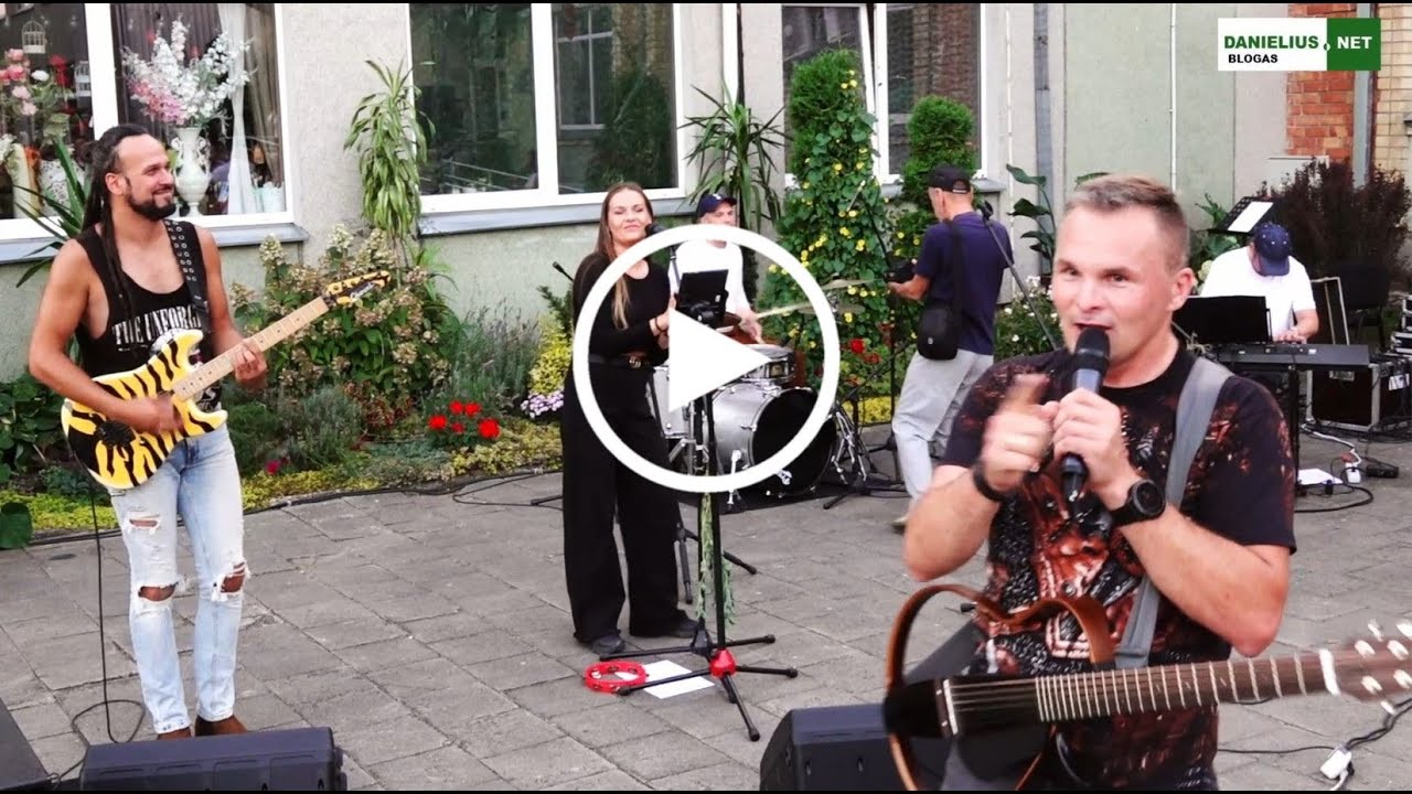 Giedrius Leškevičius ir grupė Santaikos gitarų vakare-2022. Alytaus rajonas