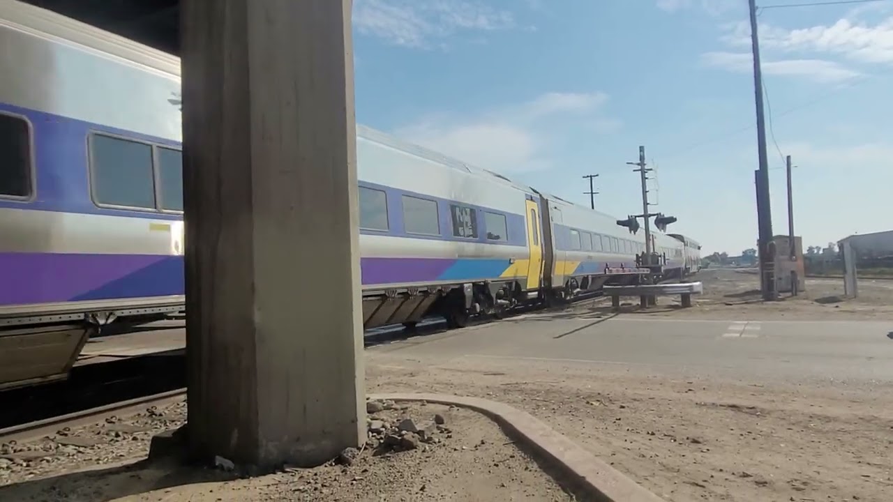 (My tripod broke) amtrak Gold Runner passing north Avenue Fresno ca. ft Central california rail 
