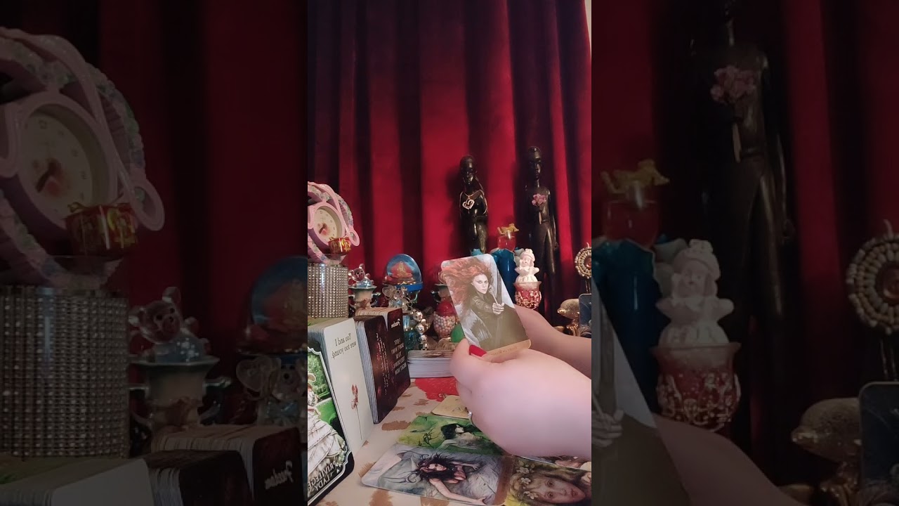 برج الثور اعلم انني صعب الطباع و لكن ما ادركه هو انني احبك🥹انا لا استحق حبك و لكني احتاجك فى حياتي♥️
