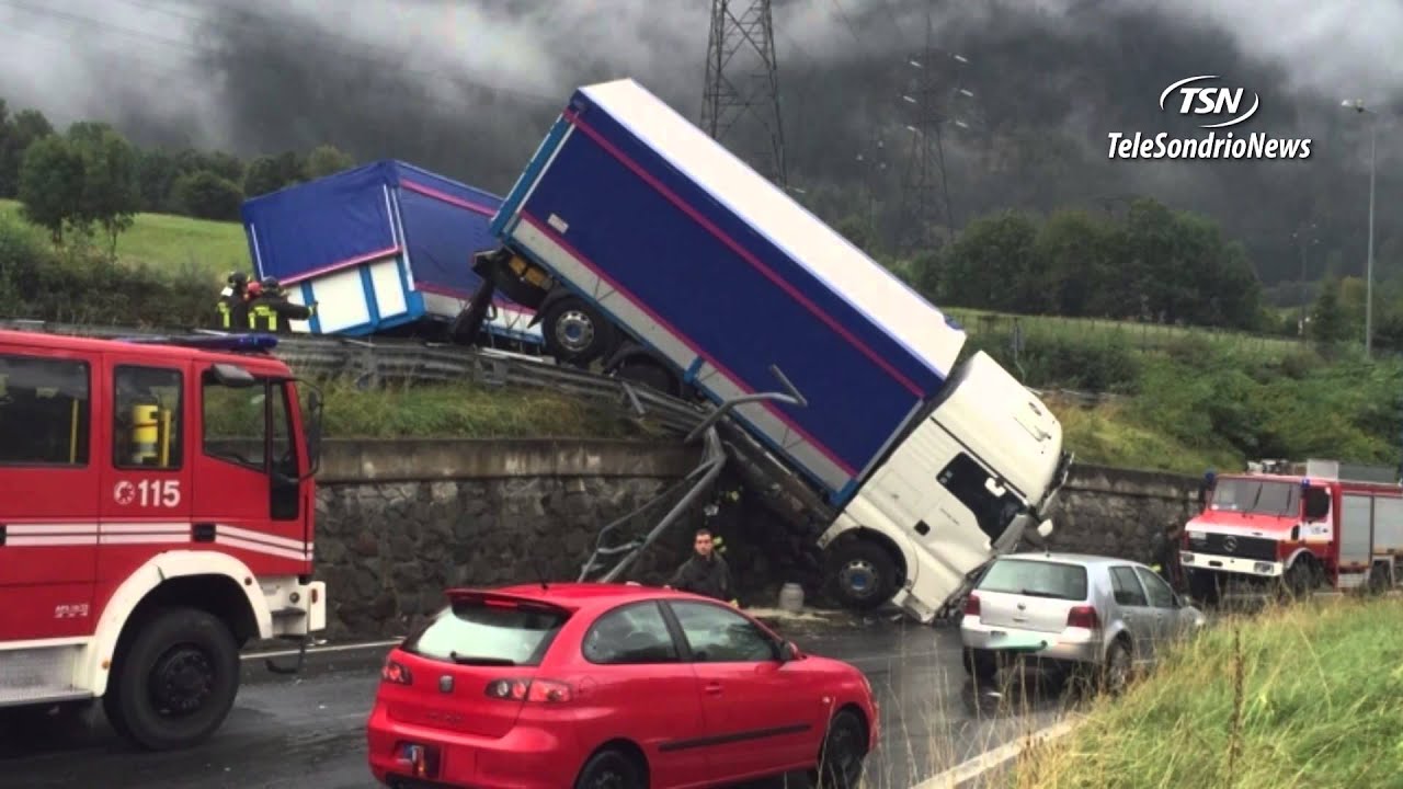 Mezzi fuori strada, due incidenti in poche ore