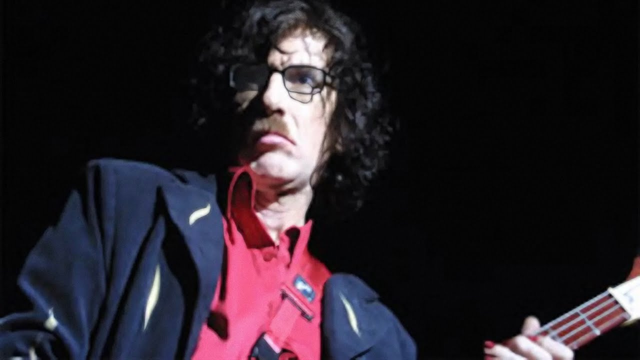 CHARLY GARCÍA EN VIVO - TEATRO COLISEO (27/10/2001)