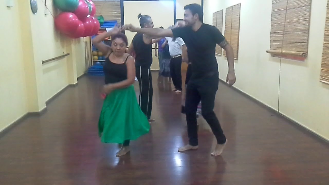 Los Amores (media danza) - Taller Intermedios C. C. ATE