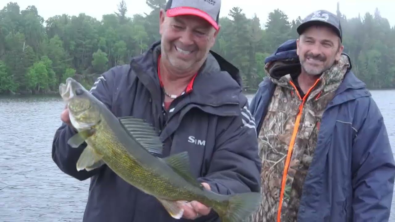 Au Pavillon Bark Lake Lodge avec la relève - Chasse-Pêche TV Saison 25 - Épisode 11