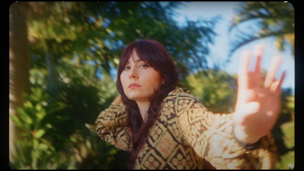 Salarymen - Let Me Go (Official Video)