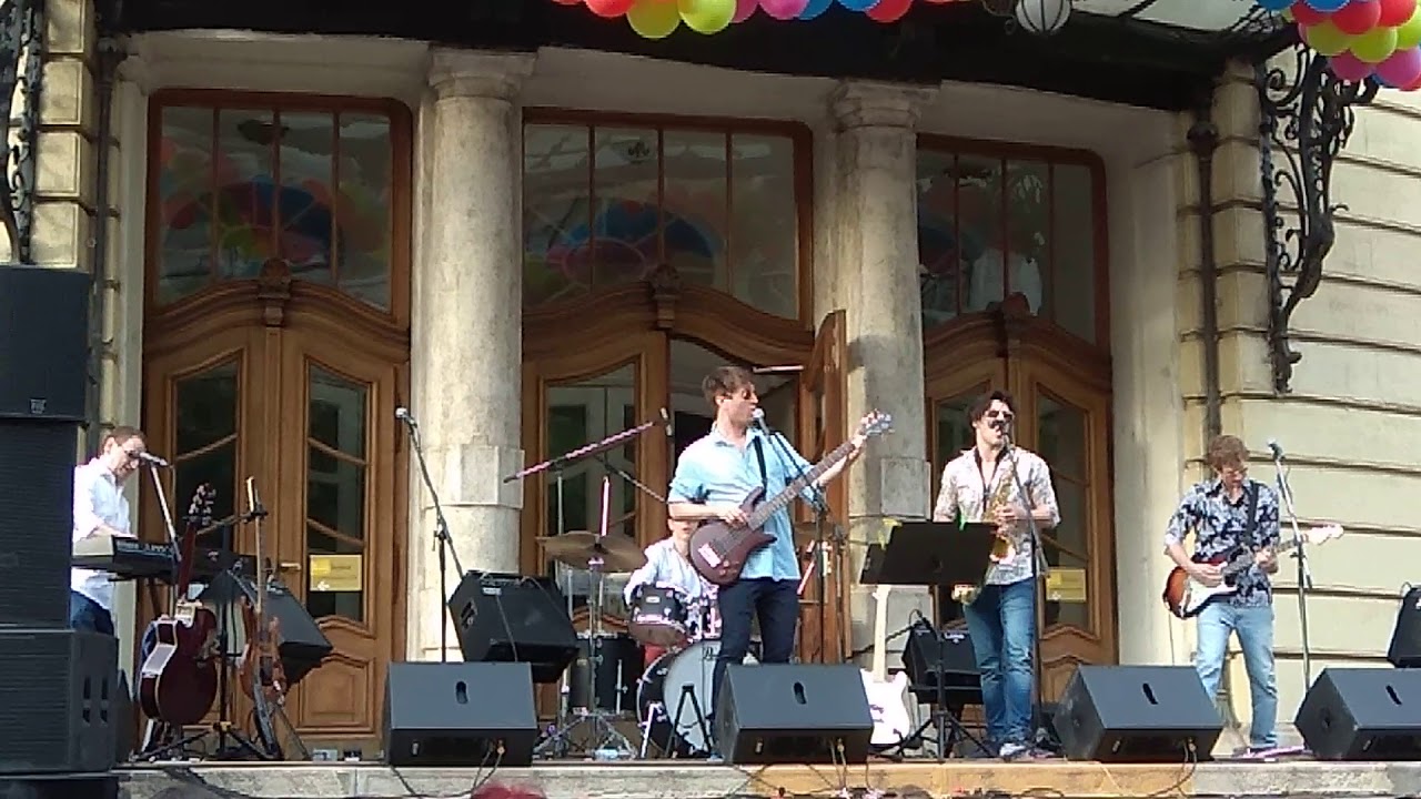 A GRUND - Ő m&eacute;g csak most 14 [LGT] (live @ V&iacute;gmaj&aacute;lis)