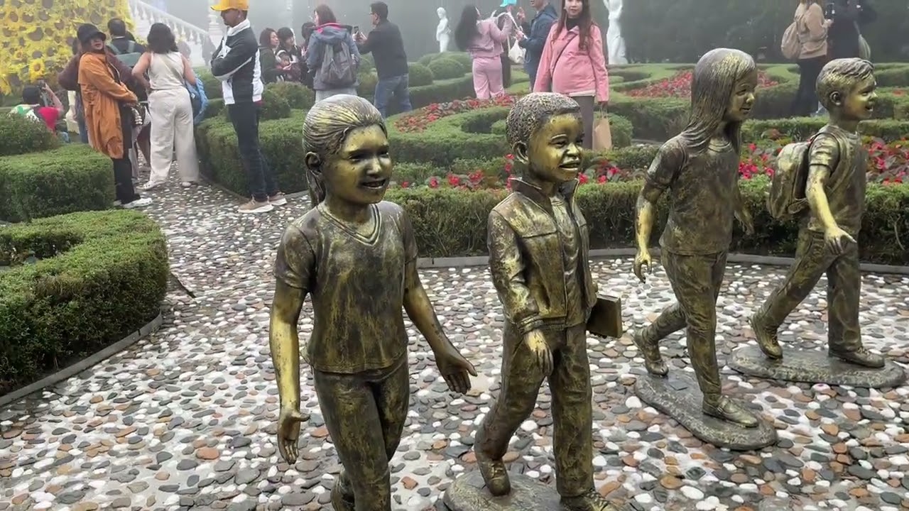 Ankunft in Da Nang und Ausflug zu den Ba Na Hills 