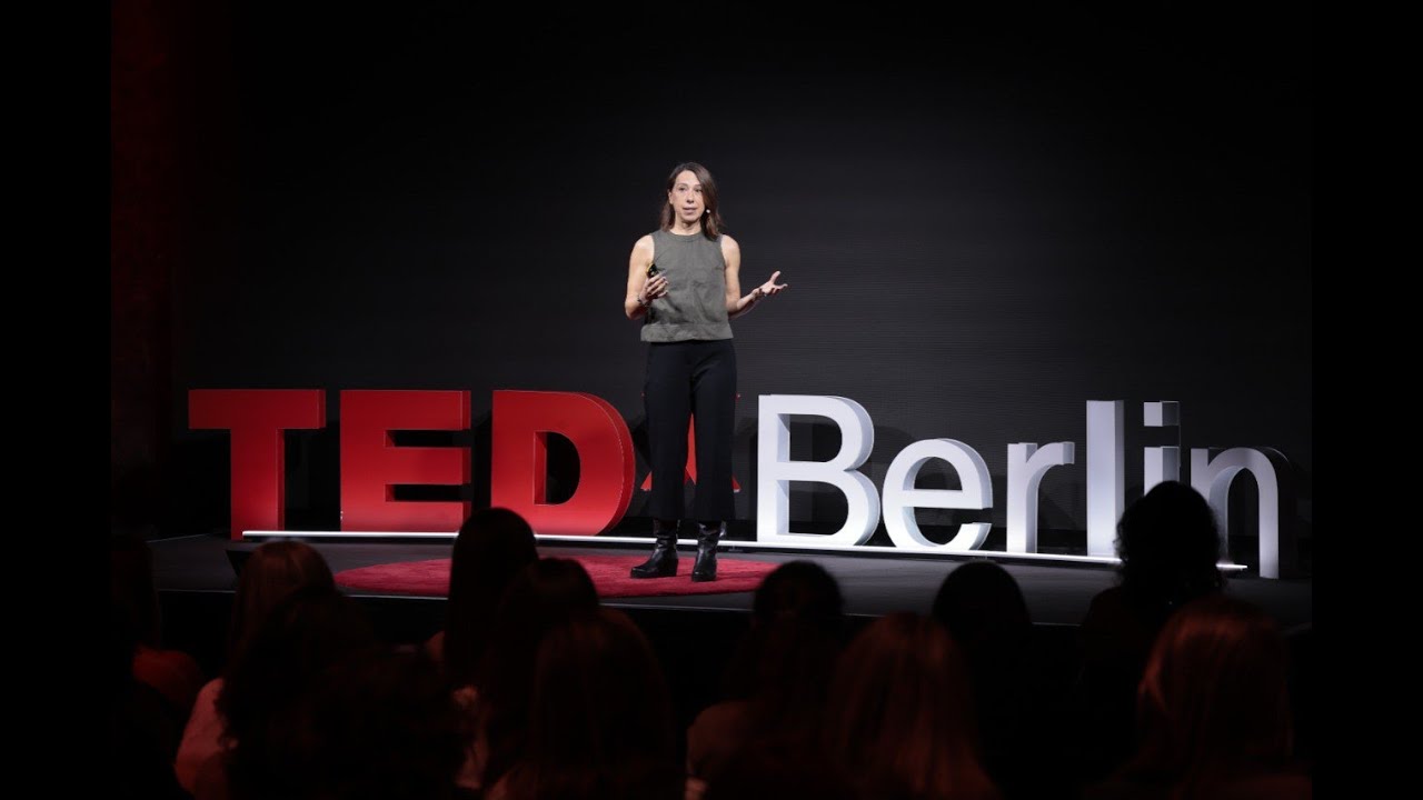 А что, если чувство разбитости &mdash; это не конец истории? | Дебора Ребер | TEDxBerlin Women