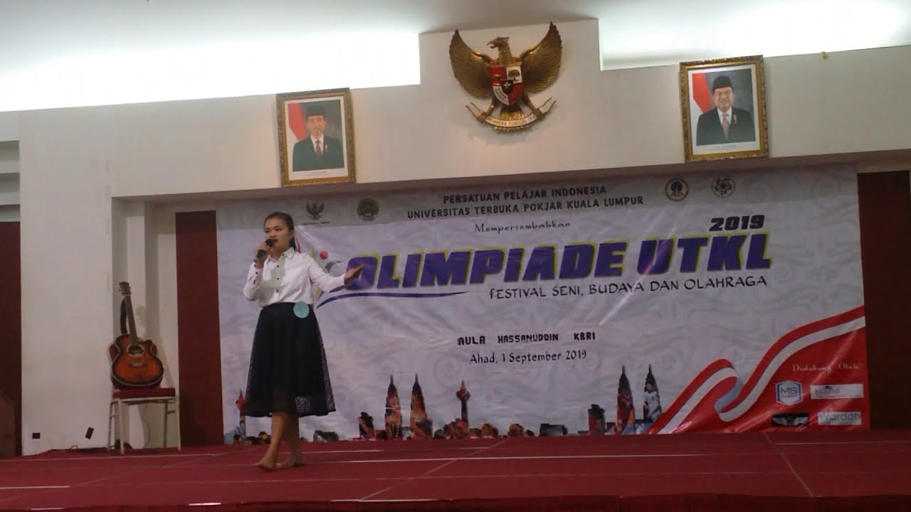 Juara 1 lomba baca Puisi berjudul pahlawan by universitas terbuka