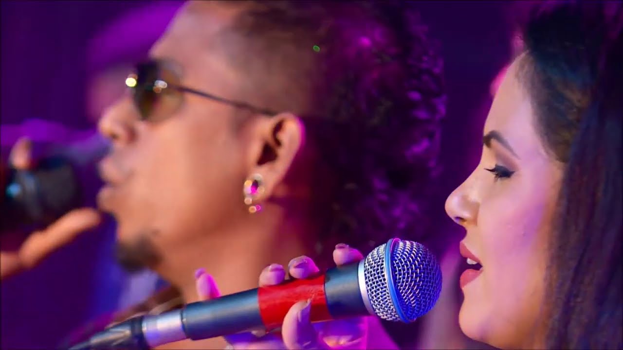 කවුරුන්ද කව්ළුව වැහුවේ (Live) | SASHIKA & Chamara | Kawurunda Kawuluwa Wehuwe | with Flash Back