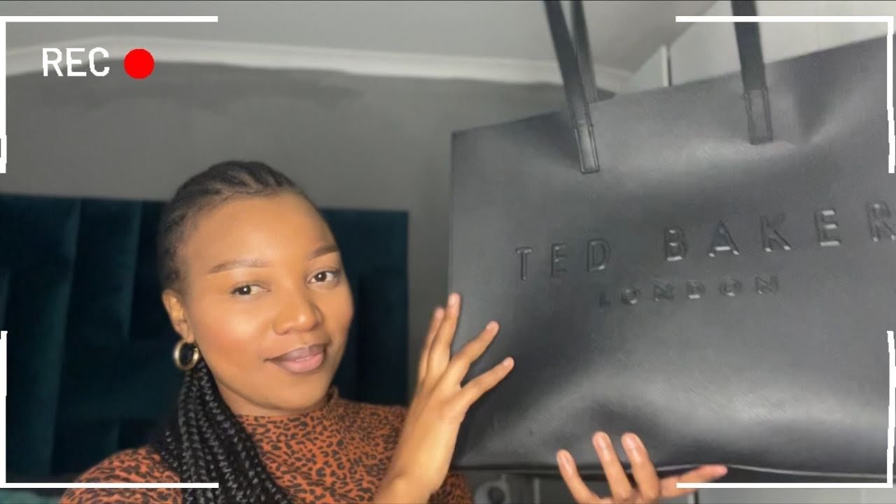 What’s in my bag… South African YouTuber
