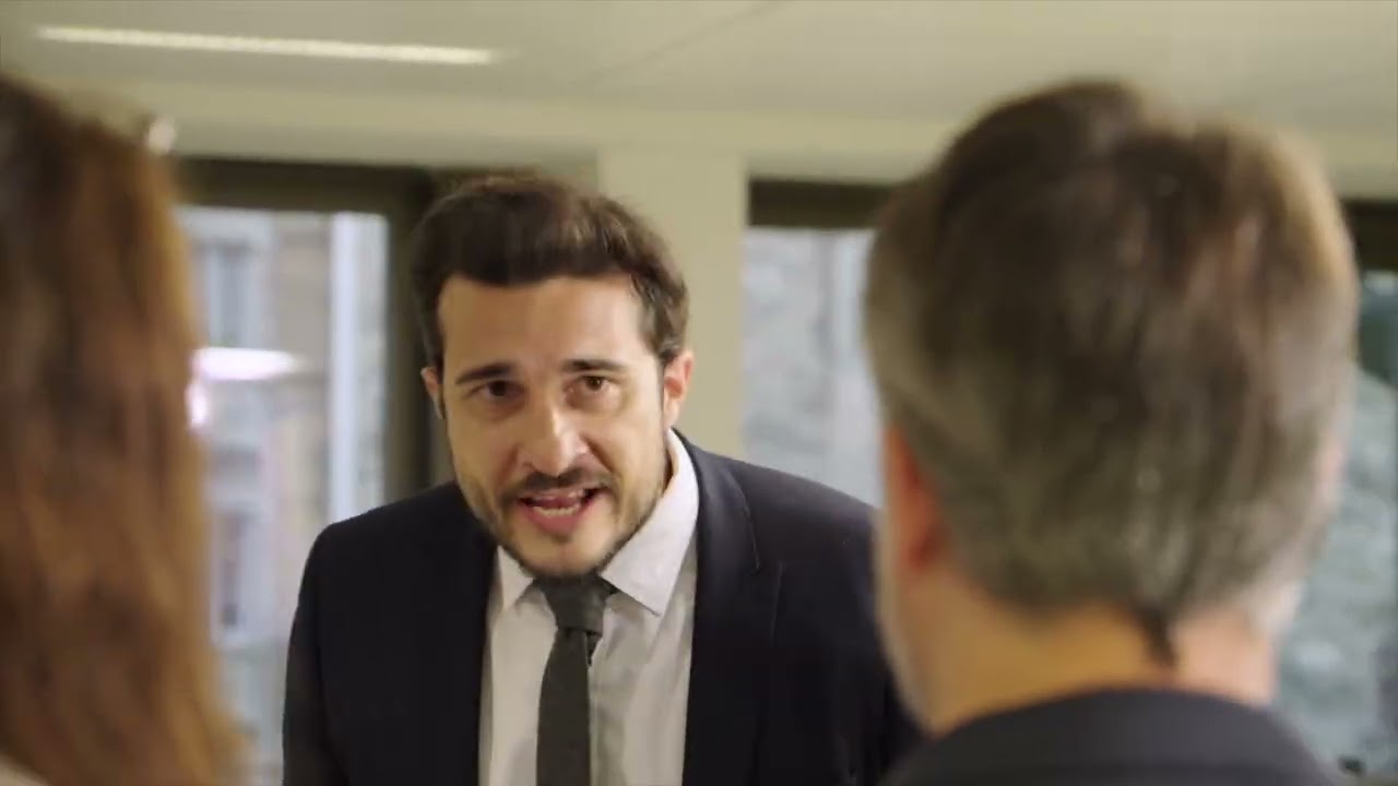 Reviens sur site - Episode 1 - Le Commercial