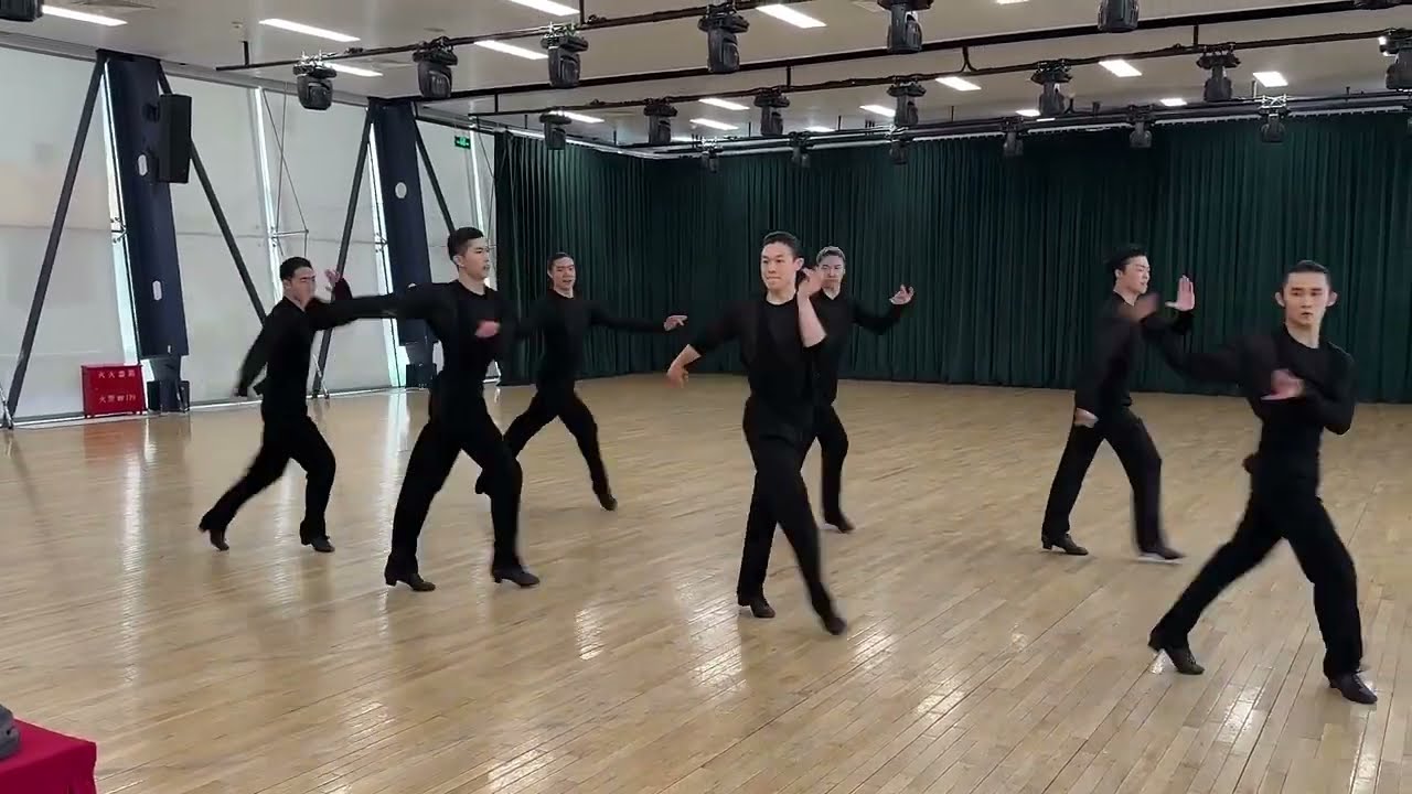 Daily Training👍Let's dance together #danceshorts #dancerlife #dance #dancer #chacha #latindance