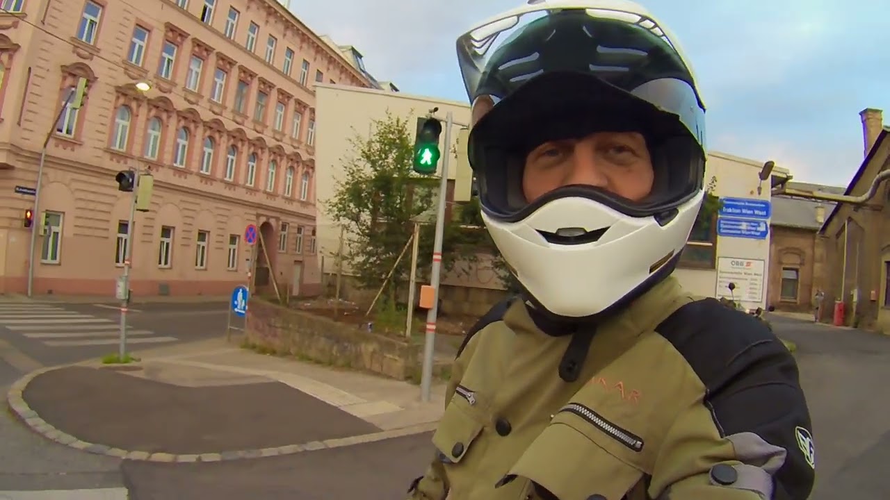 Part 2 - Vienna Calling - 