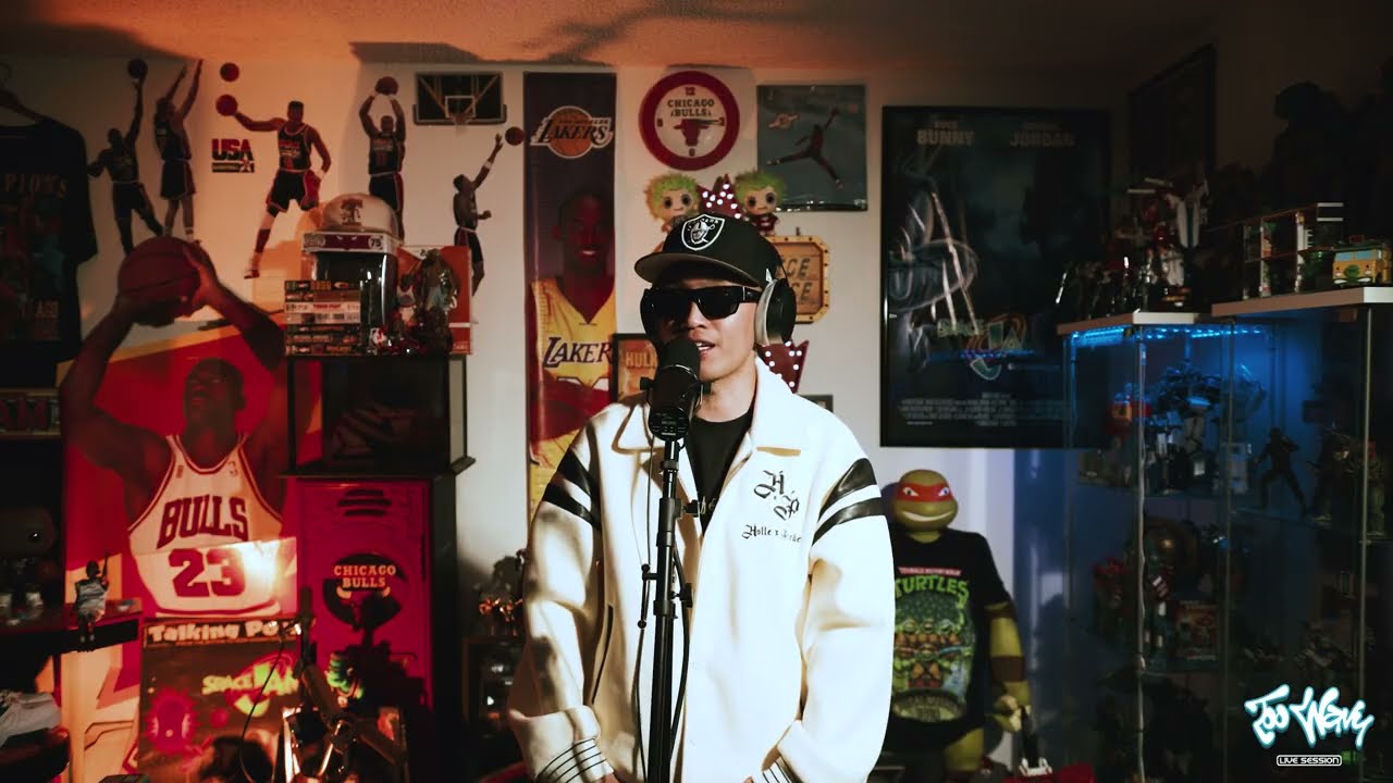 Swaggy Icy J - RAGS 2 RICHES (Live Performance) Too Wavy Episode 6