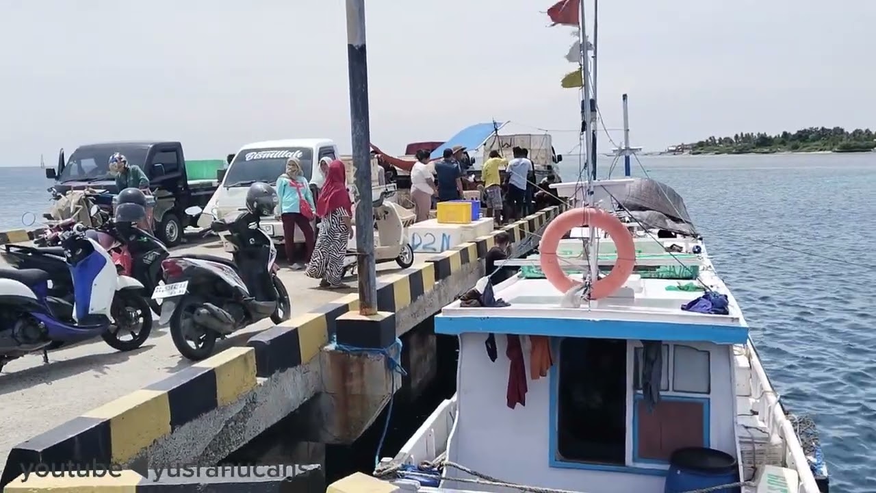 Suasana⚓🚢 pelabuhan PASSARAN kabupaten majene