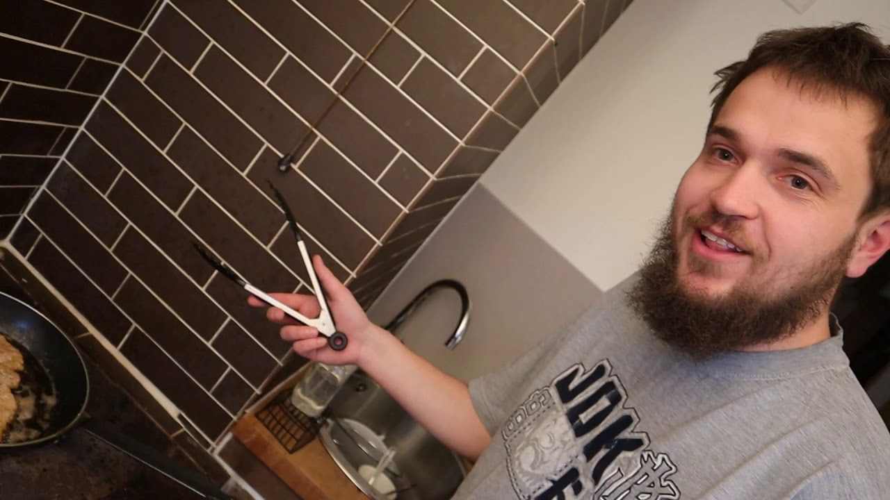 Sanderis&ouml;&ouml;gisaade - &Scaron;nitsel (ja kartulipuder)