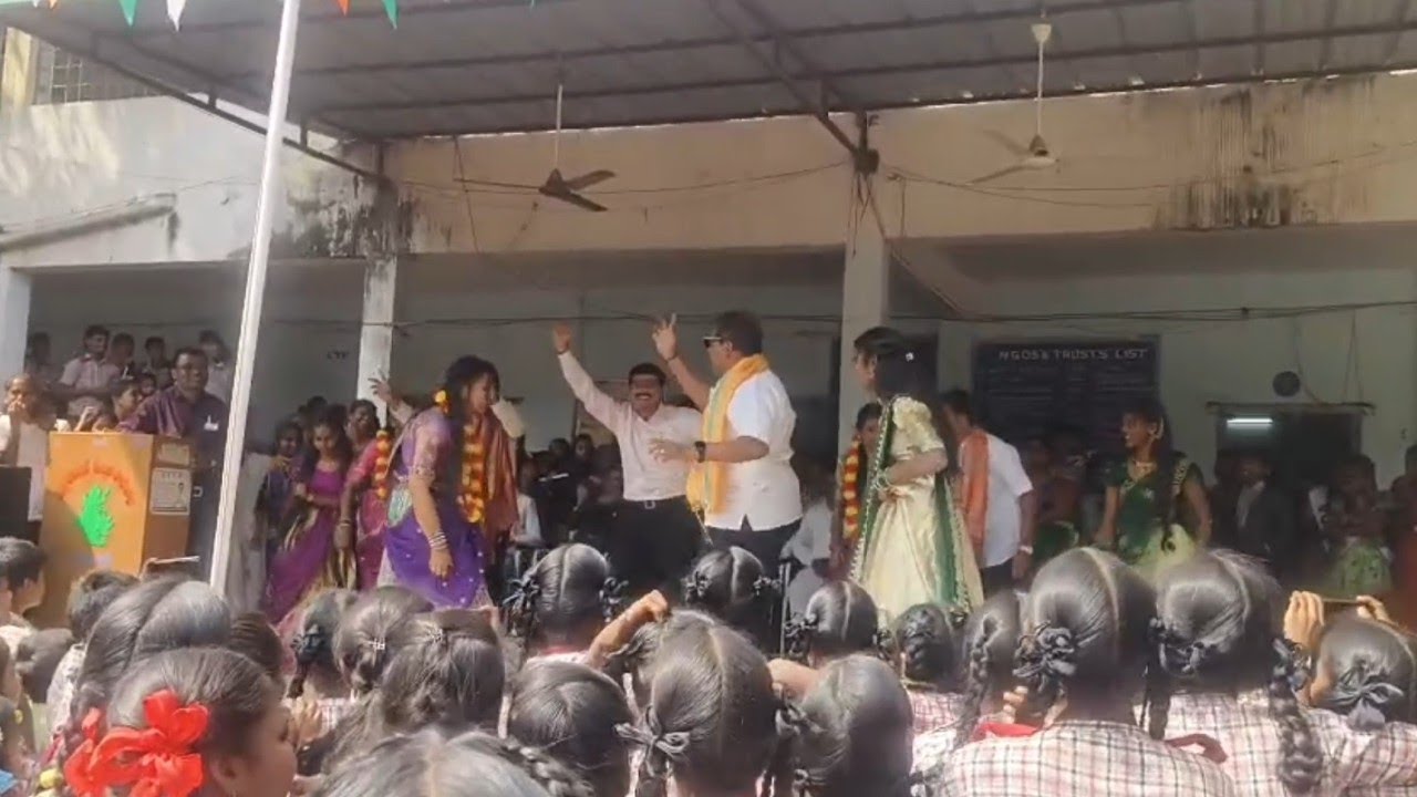 DANCE BY STAFF AND STUDENTS ON 'PEDDI REDDY' SONG