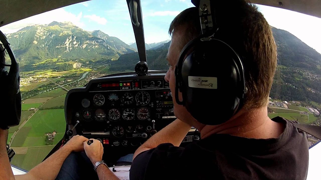 Yverdon aérodrome LSGY -  atterrissage sur l'aérodrome de Bex LSGB