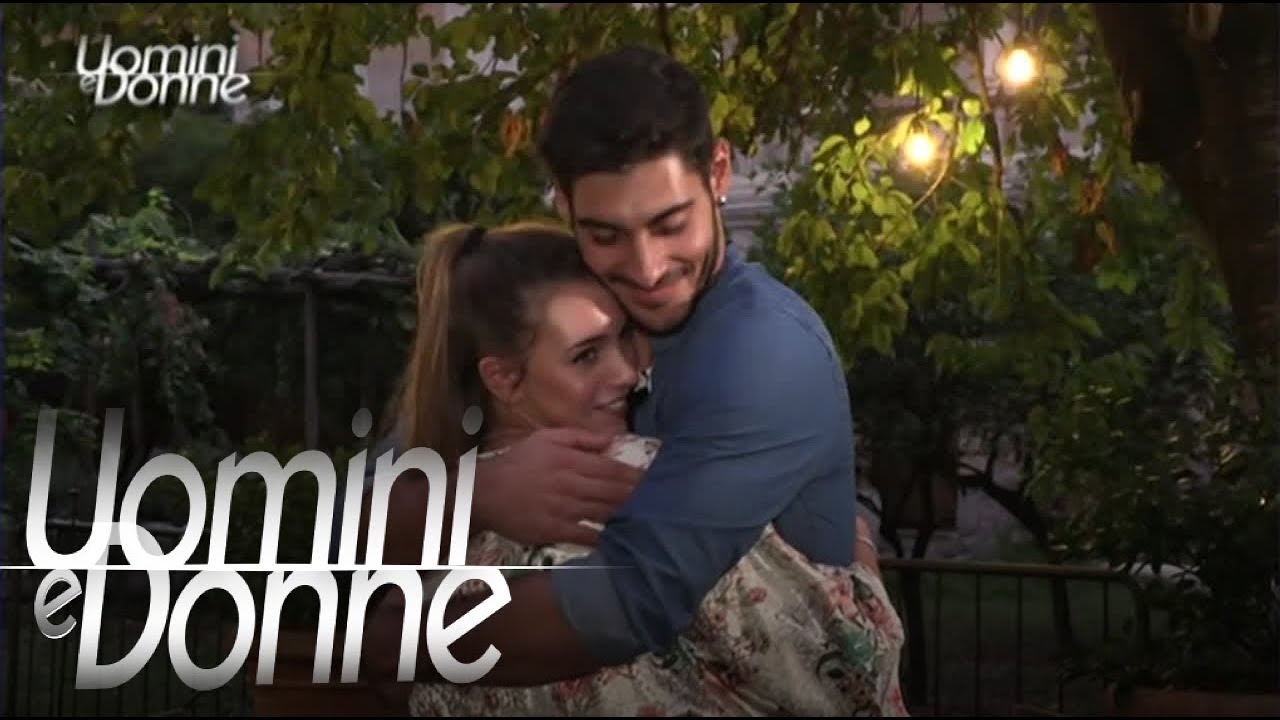 Uomini e Donne, Trono Classico - Esterna di Sara e Javier