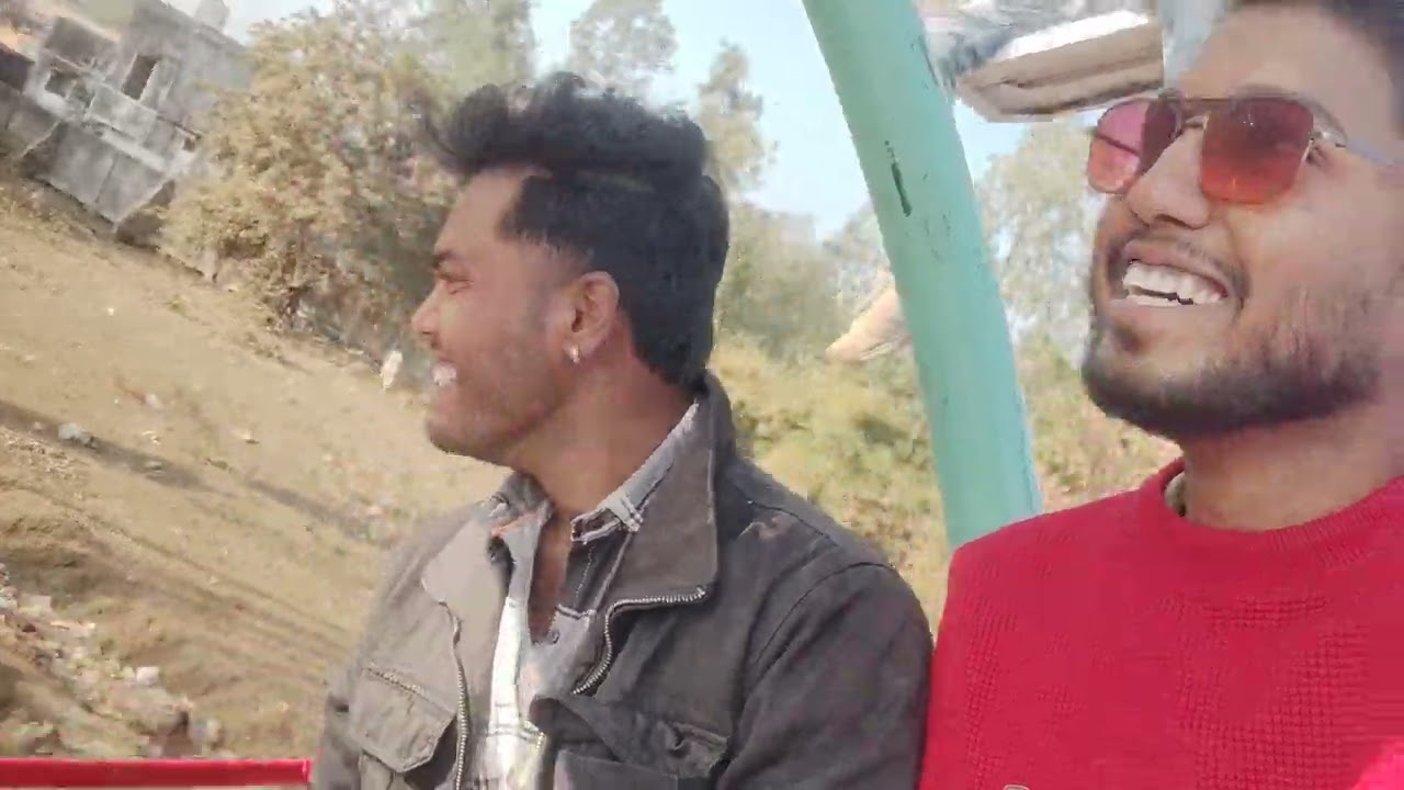 Lateri mele mein me enjoy karte hue