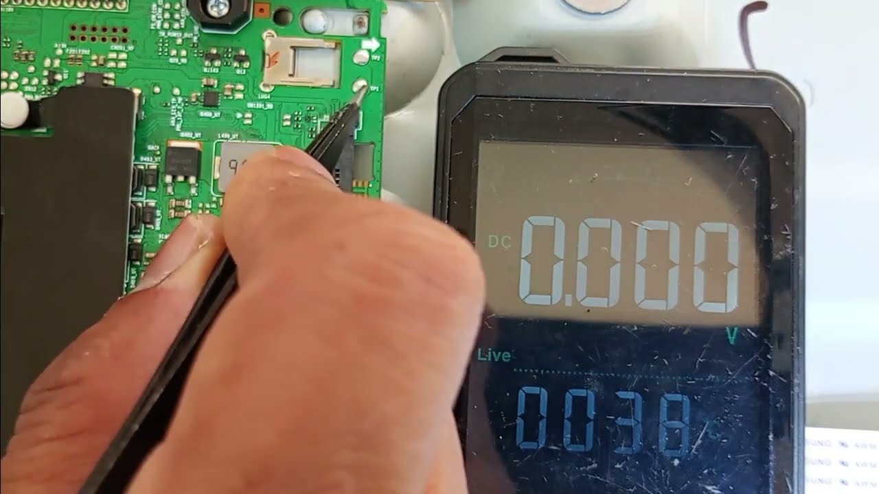 como solucionar  reinicio en Samsung UN55AU7000