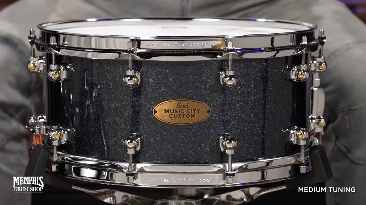 Pearl 14x6.5 Music City Custom Solid Walnut Snare Drum - Charcoal Black Sparkle (MCCW1465S-C425)