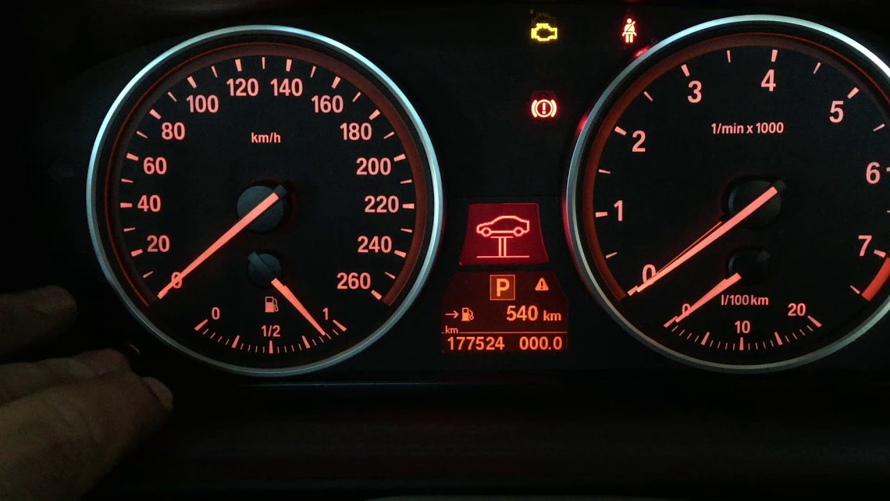 Как сбросить предупреждение датчика тормозных колодок BMW. Также обслуживание, замена масла, пробег.