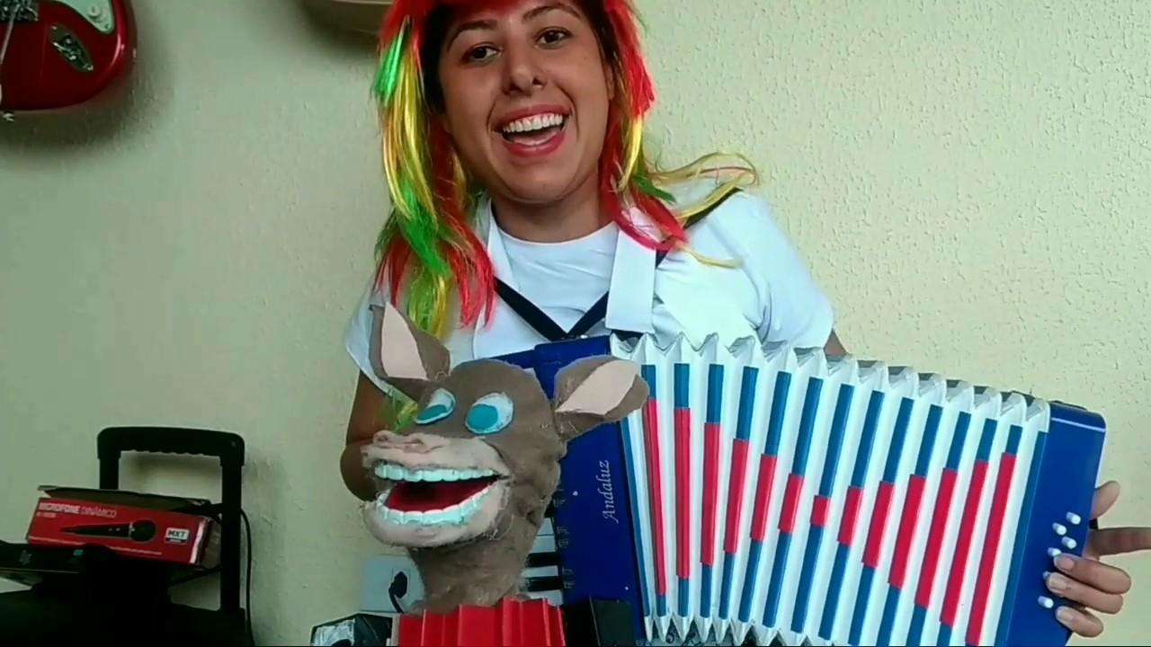 JUMENTO JANUÁRIO TOCA SANFONA | APRESENTANDO INSTRUMENTOS MUSICAIS | MUSICALIZAÇÃO INFANTIL