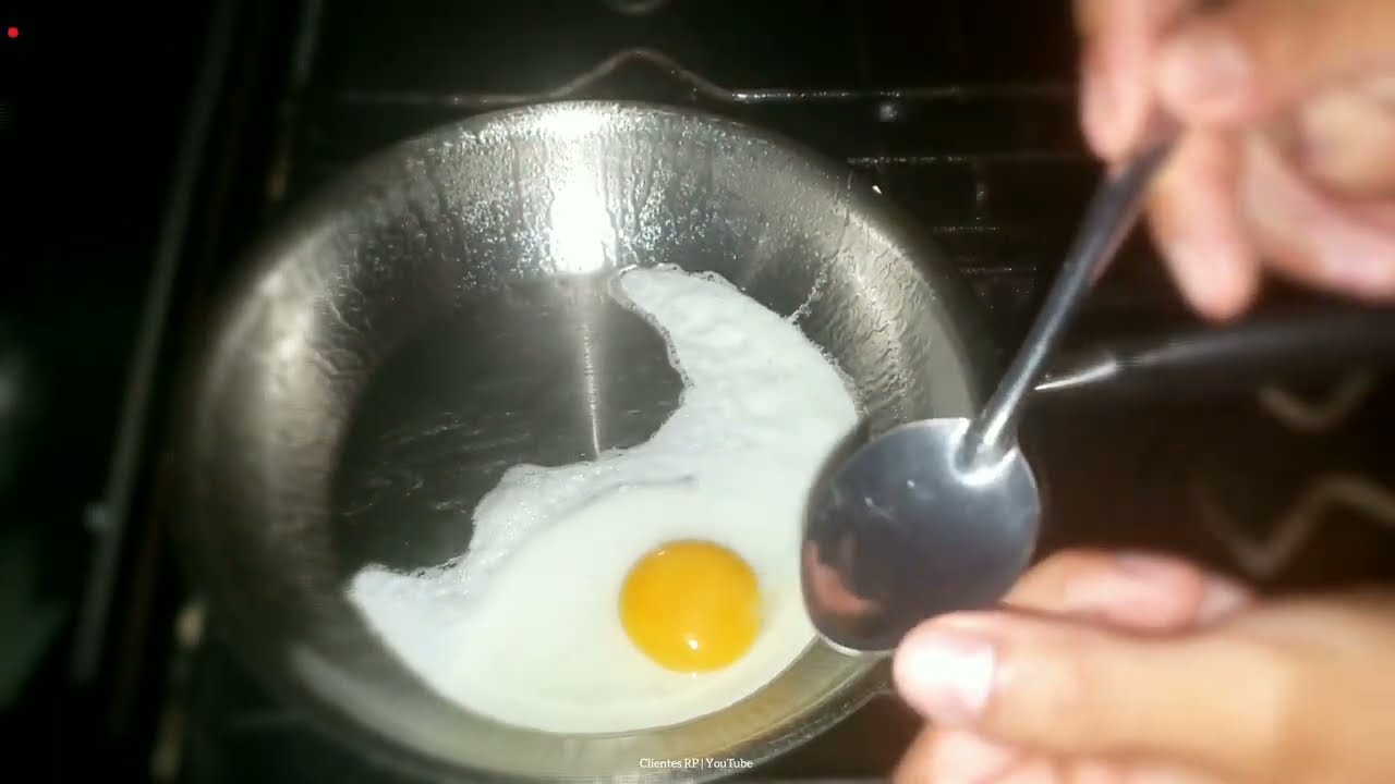 Así cocinas huevos estrellados SIN QUE SE PEGUEN | Acero quirúrgico Royal Prestige