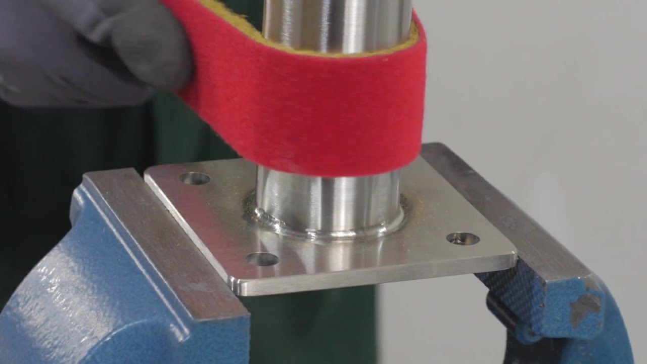 roundtube handrail - removal of annealed colors on railpole plate