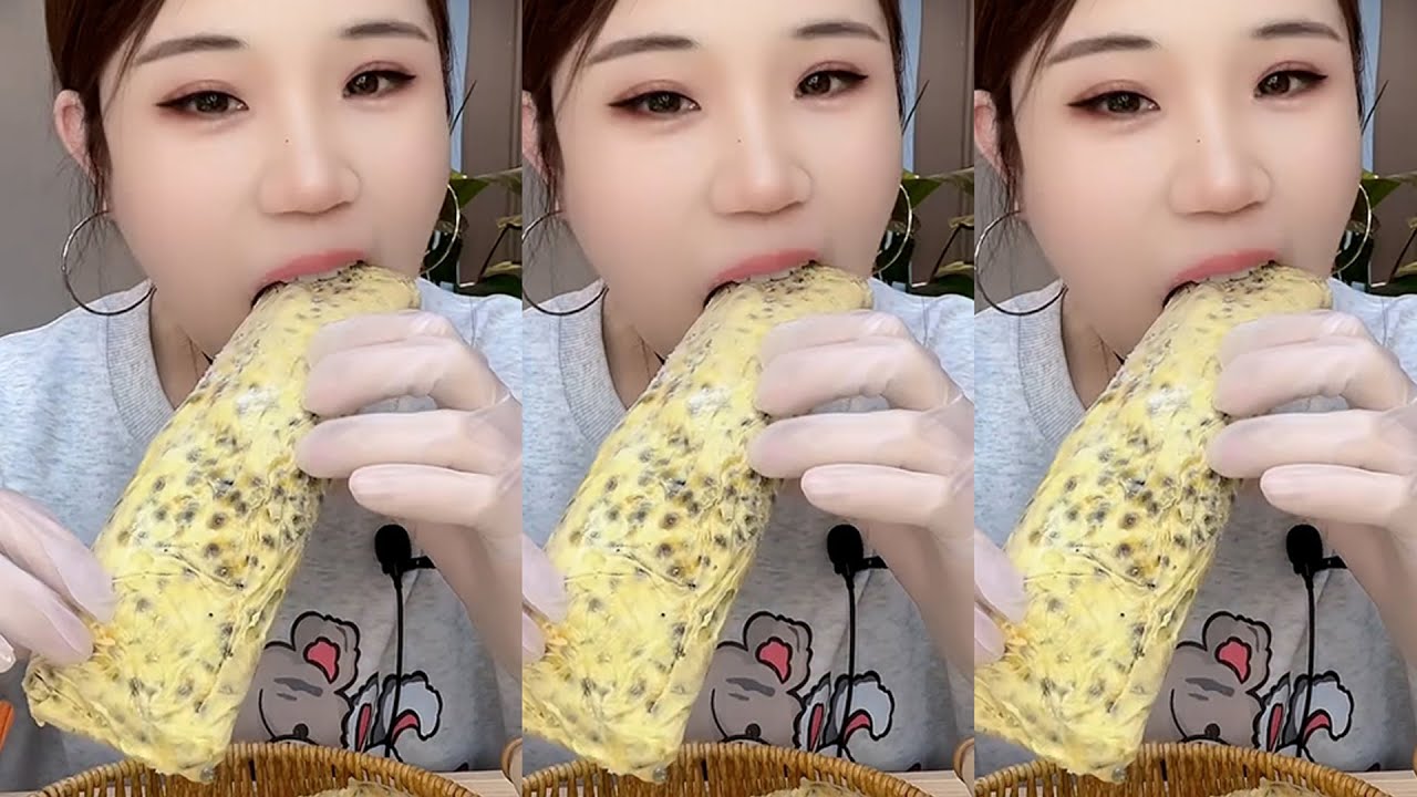 YY / ASMR ICE EATING WITH MATCHA + MILK POWDER + PASSION FRUIT #eatingice #mukbangiceeating / 洋妮儿💋冰