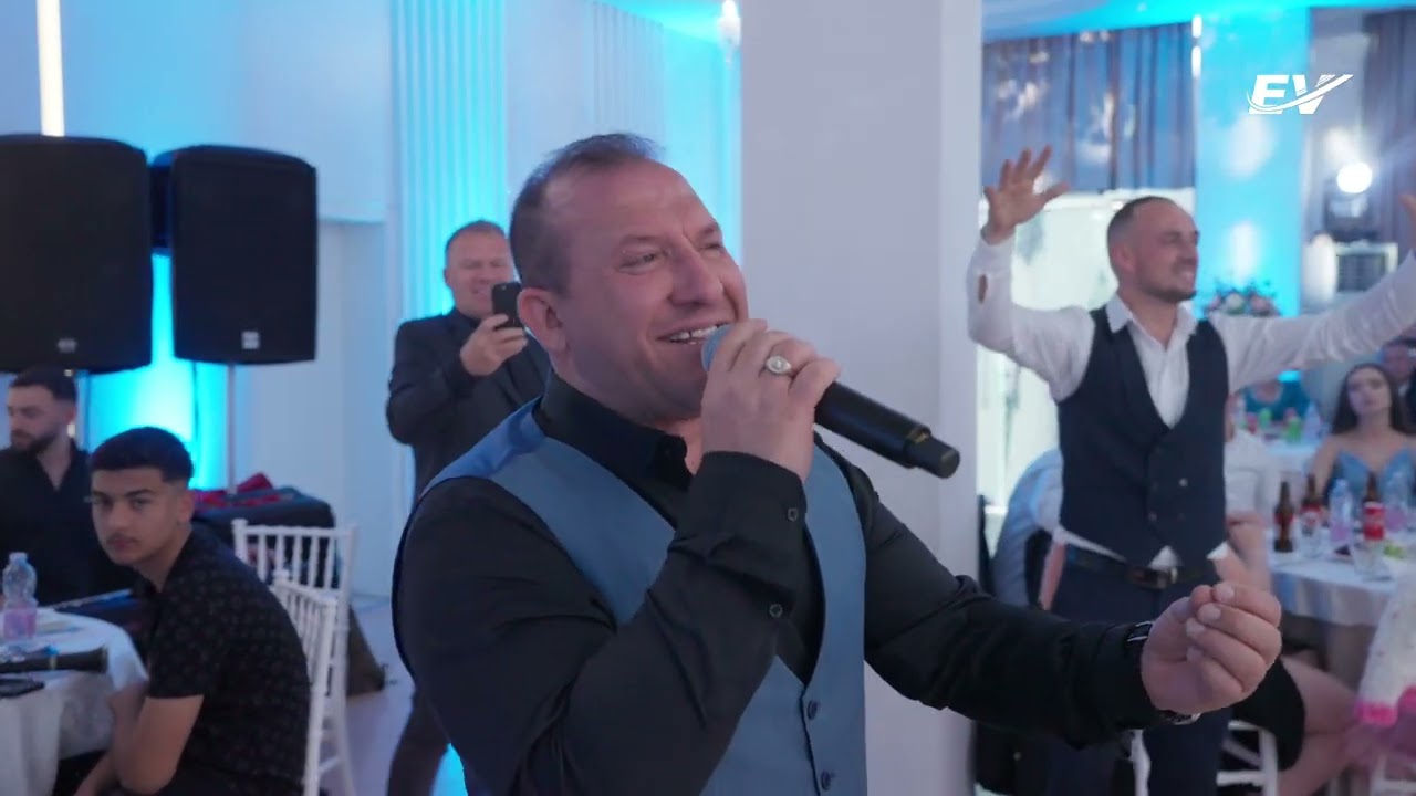 SOKOL FEJZA - KOLAZH PARA HAPJES SE DASMES NE FAMILJEN KASA