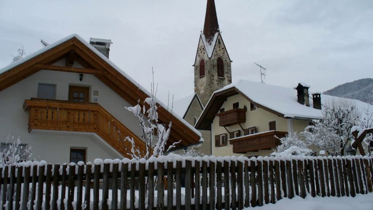 Oberlindnerhof - Hotel in Sankt Lorenzen, Italy