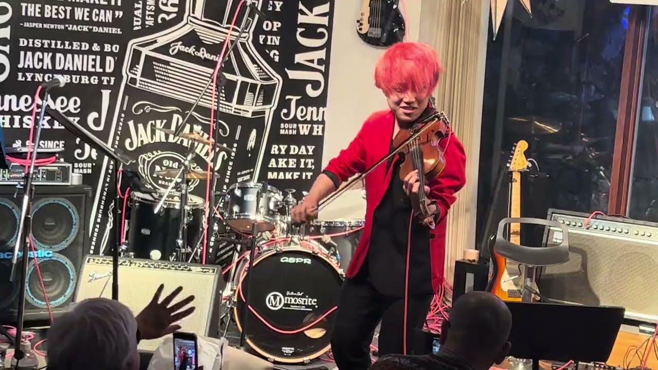 「情熱大陸」ナガサワユウキ  Mosrite Cafe