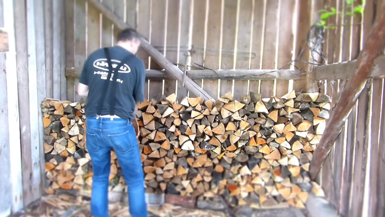 Make holzstapel.