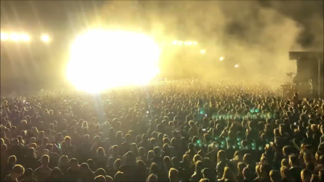 ‪@Skrillex‬
