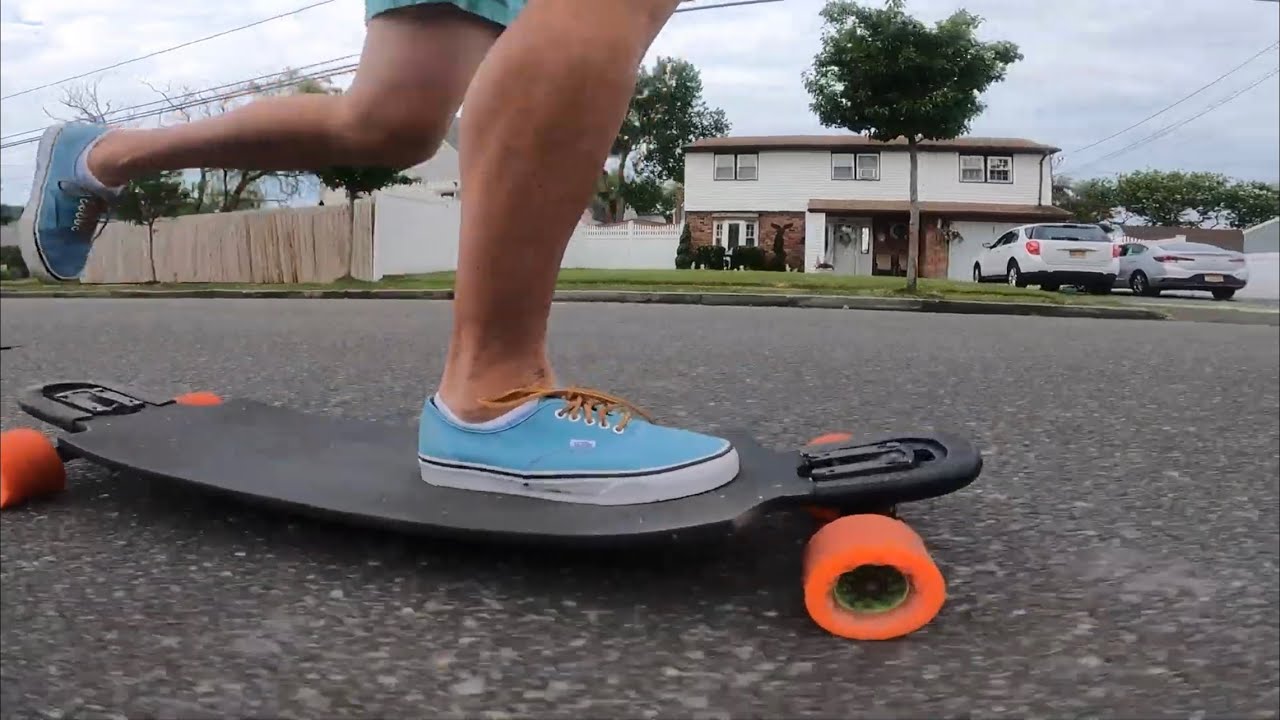 Longboard Cruising - Sunny Morning. Landyachtz Drop Cat 38, 85mm Caguamas