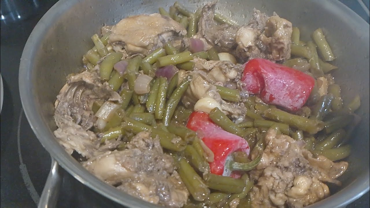 Adobong manok at sitaw / panlasang pinoy/lutong bahay . #chicken #recipe 