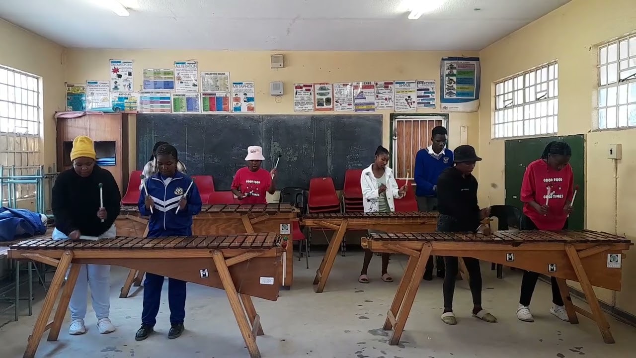 GH MARIMBA BAND paying 