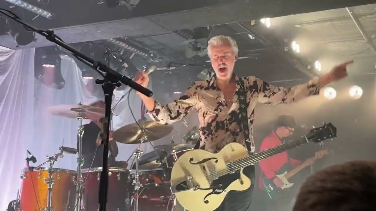 I Follow Rivers- Triggerfinger @ Burgerweeshuis, Deventer, 28-11-2025