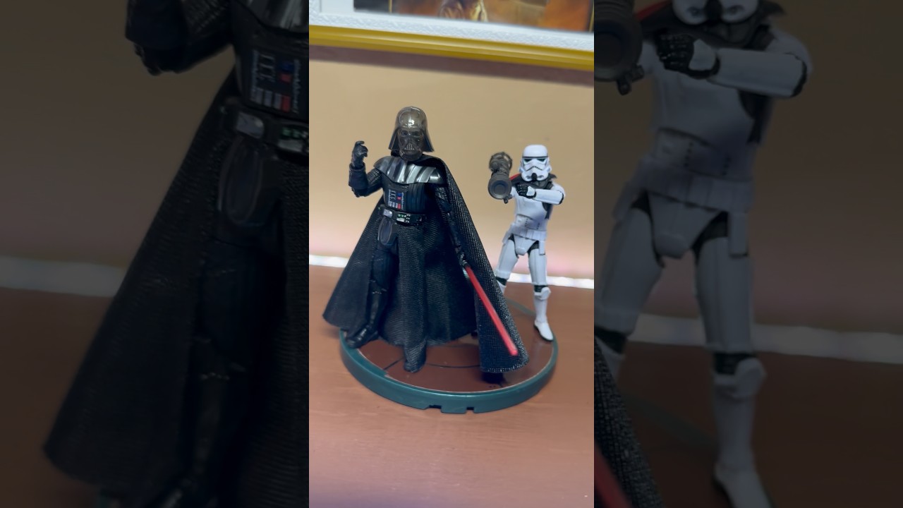 ¿Sabías que este Stormtrooper tiene un LANZACOHETES ENORME?  🚀 